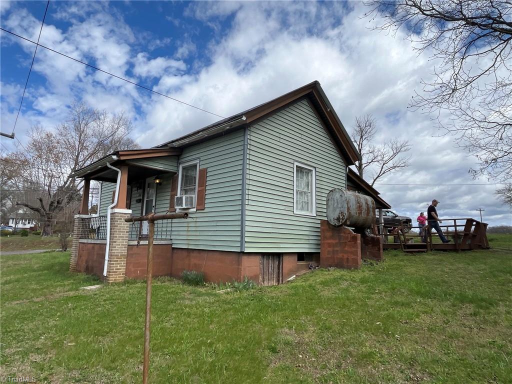 200 Short Morgan Street Property Photo