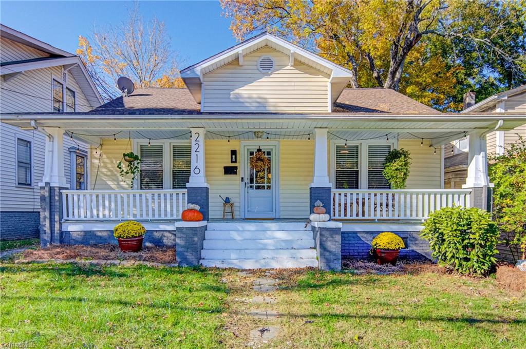 27127 Real Estate Listings Main Image