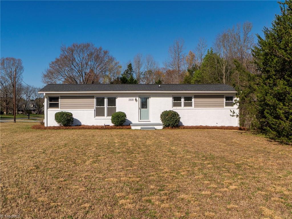 1018 Roxboro Street Property Photo