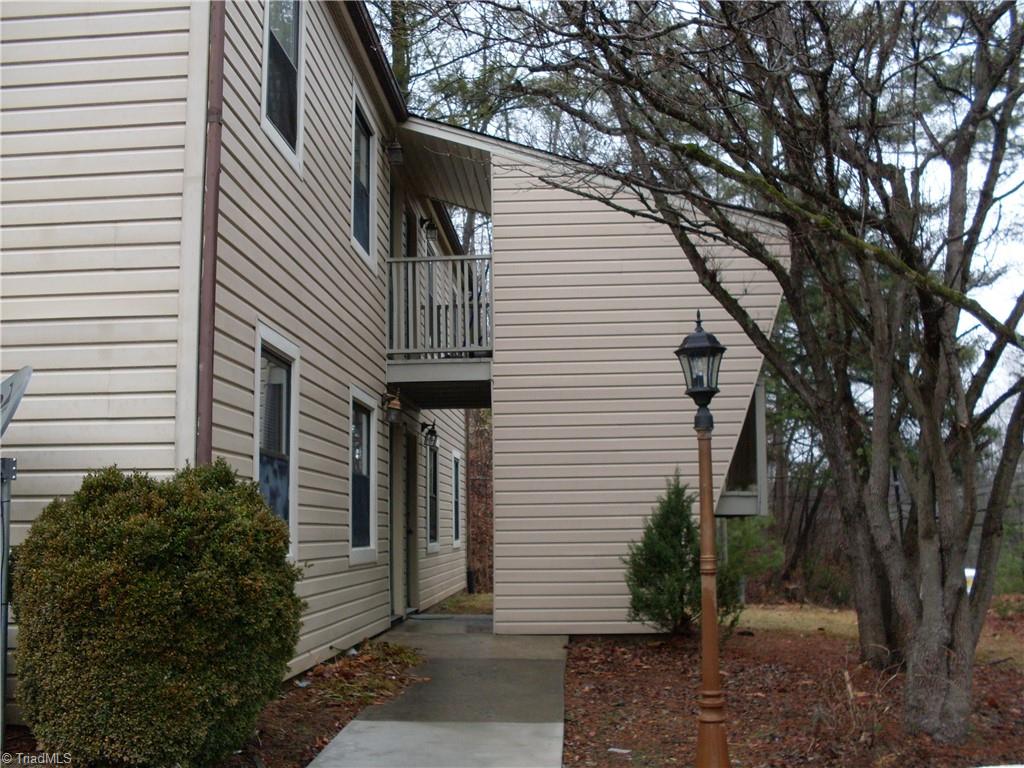 1002 Statesville Road Property Photo 1