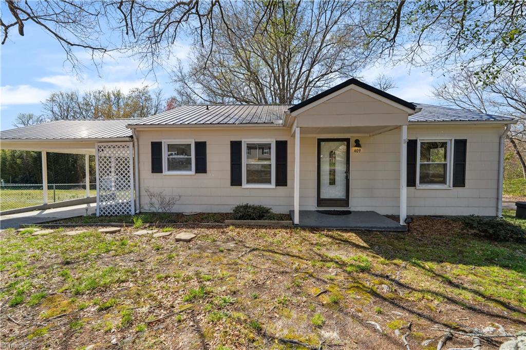 409 Coe Avenue Property Photo