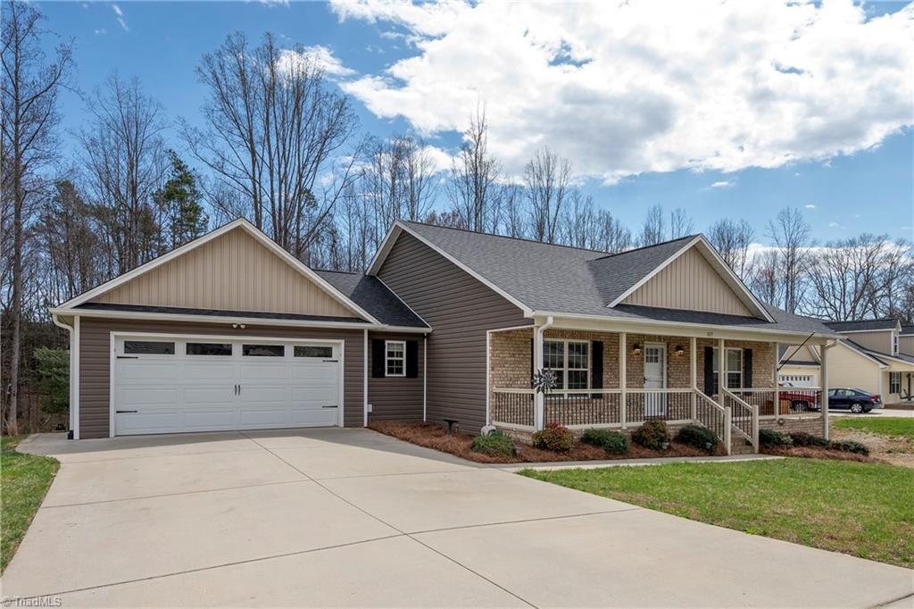 117 Calloway Court Property Photo