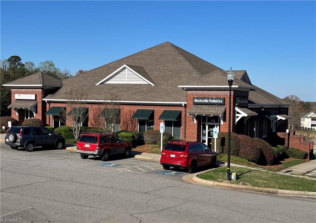 27028 Real Estate Listings Main Image