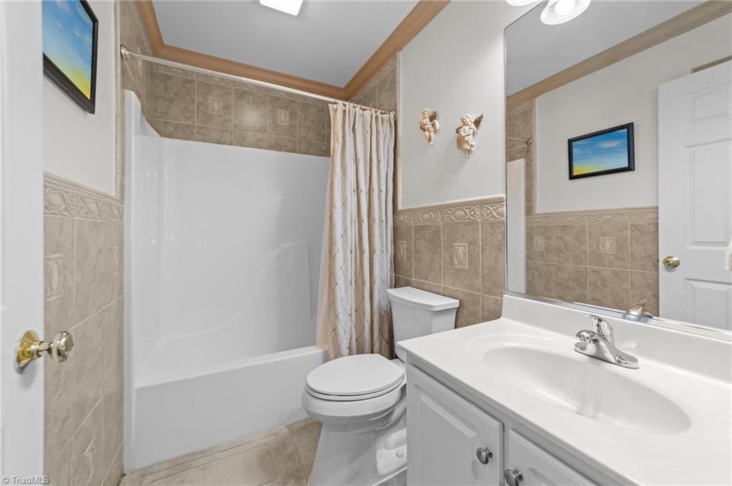3855 Eagleston Court Property Photo 12