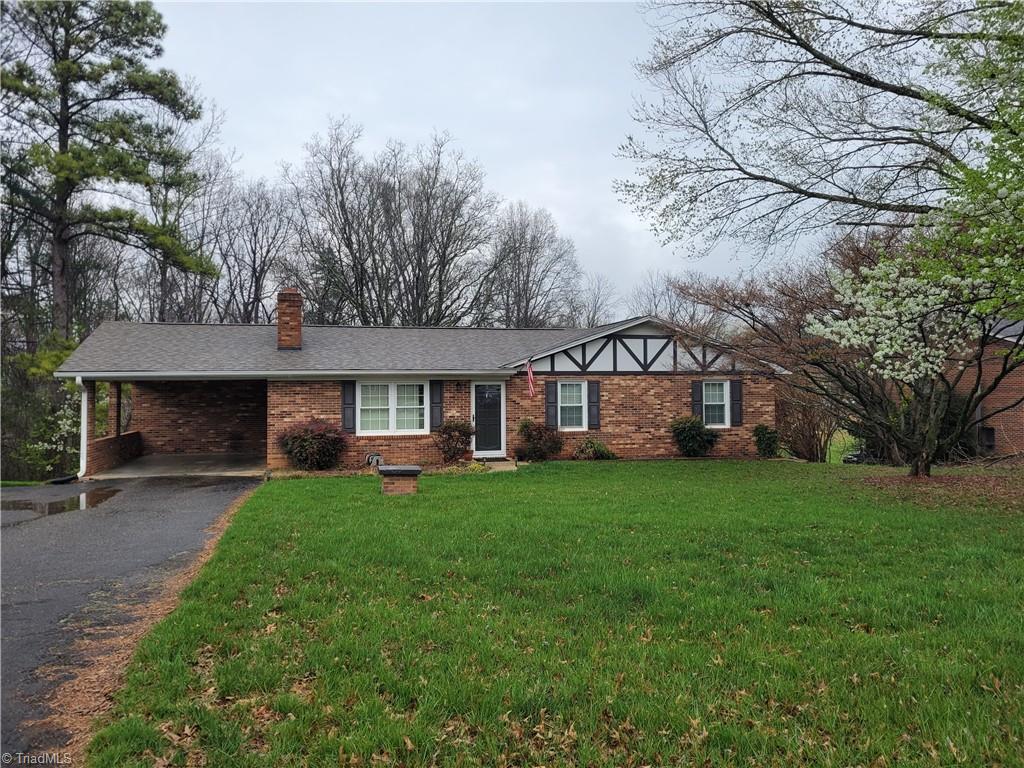 27030 Real Estate Listings Main Image