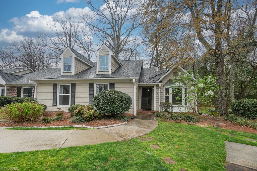 Western Real Estate Listings Main Image