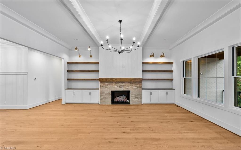 8111 Falcon Trail Property Photo 11