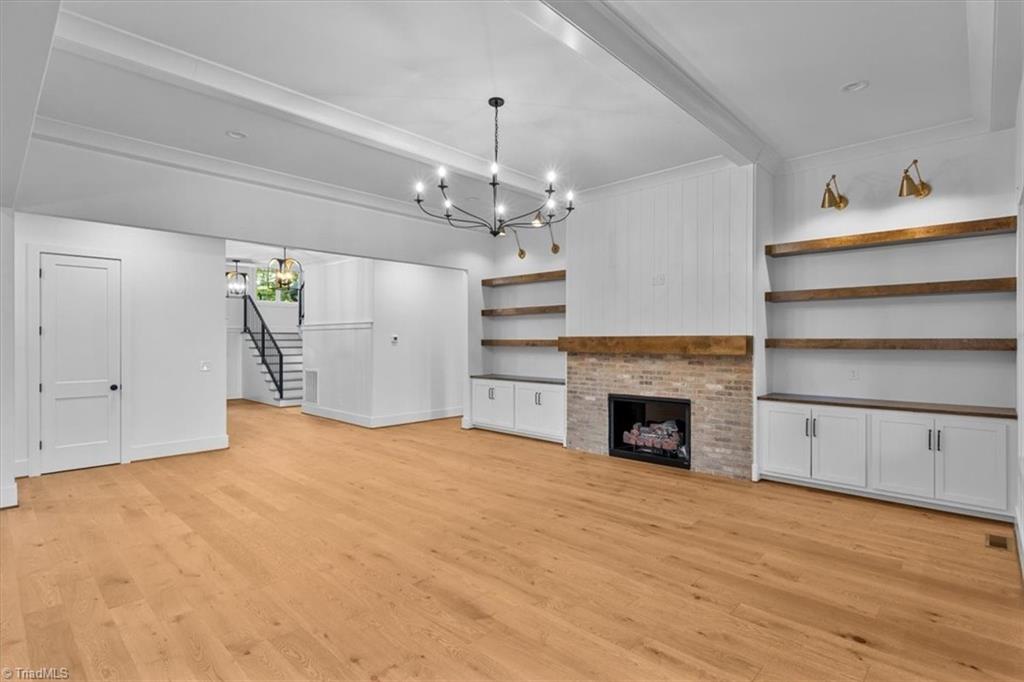 8111 Falcon Trail Property Photo 12