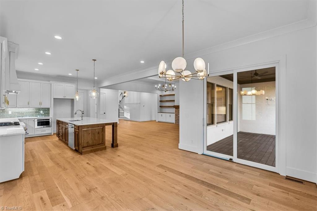 8111 Falcon Trail Property Photo 22