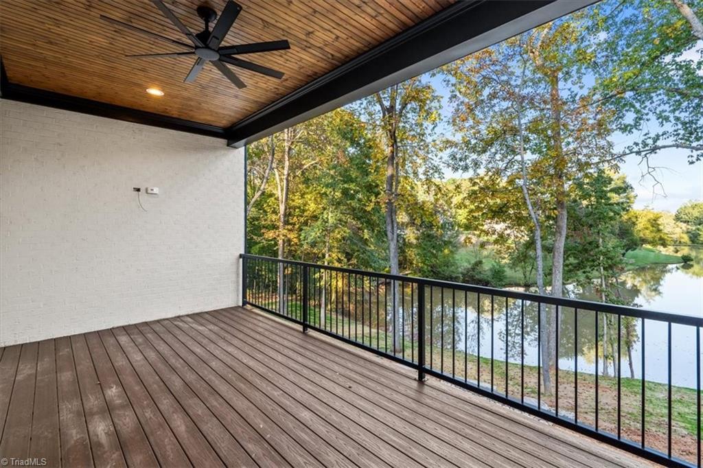 8111 Falcon Trail Property Photo 24