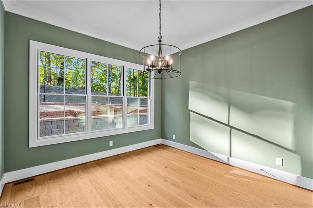 8111 Falcon Trail Property Photo 32