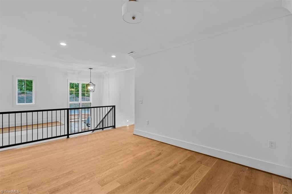 8111 Falcon Trail Property Photo 34