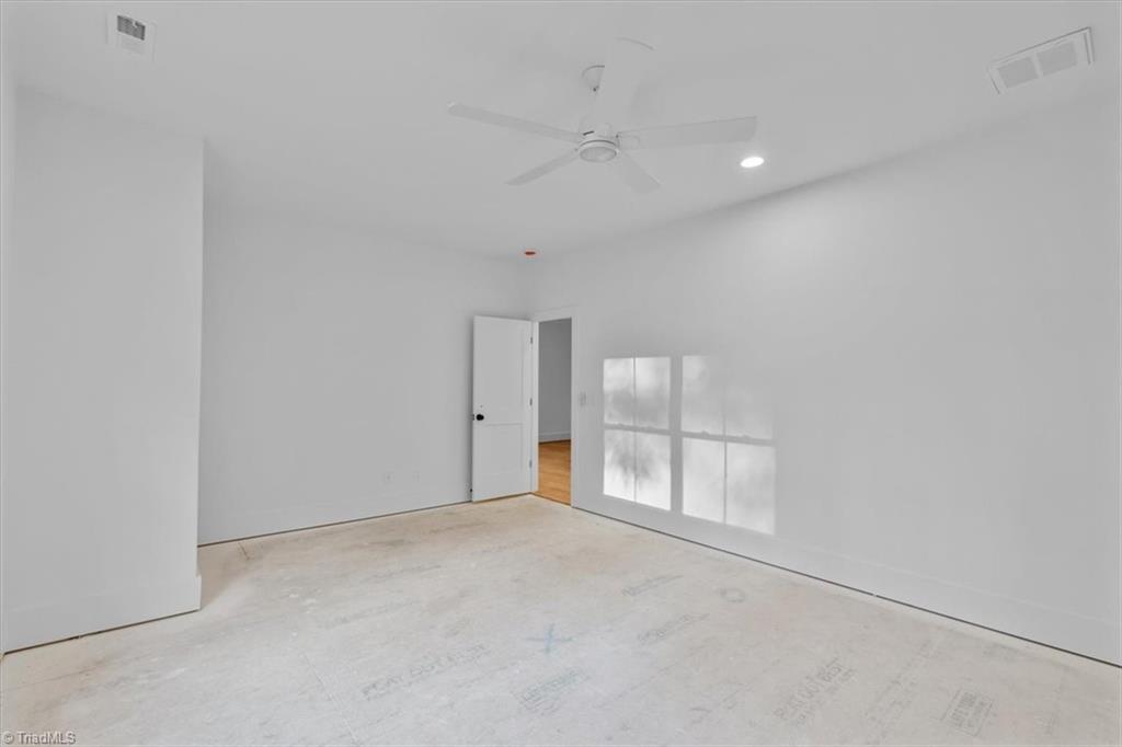 8111 Falcon Trail Property Photo 39