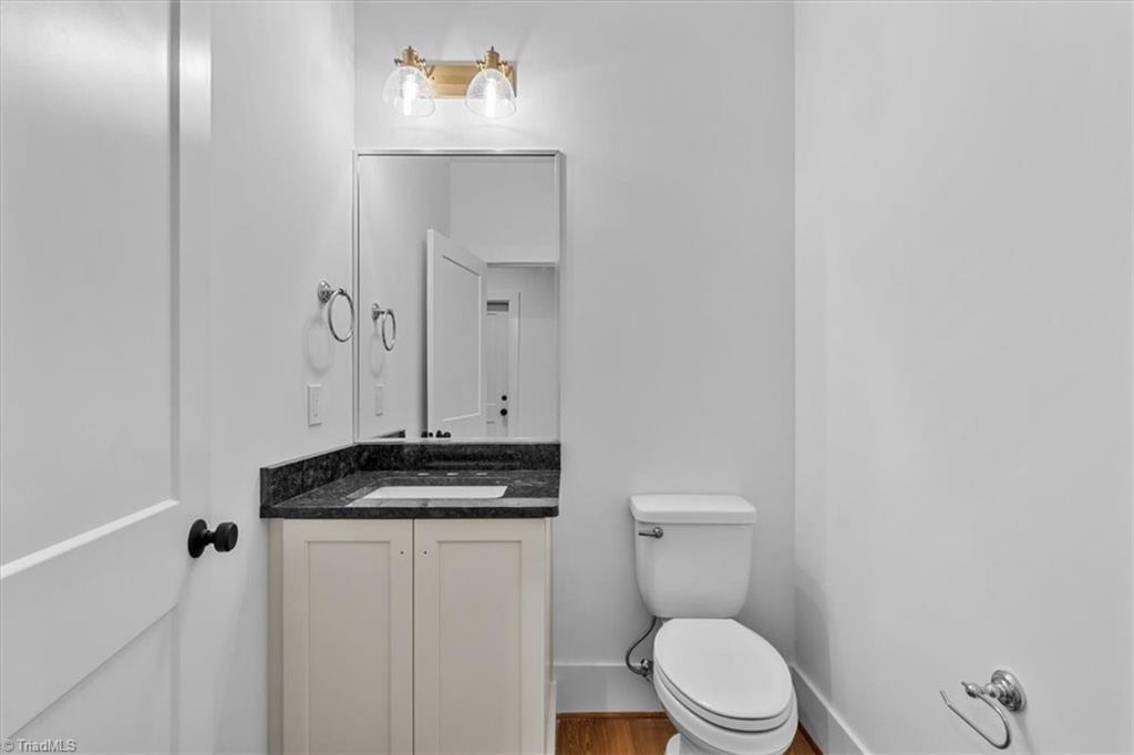 8111 Falcon Trail Property Photo 46