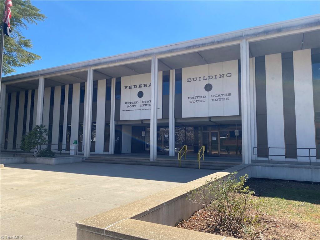 207 W Main Street Property Photo 1