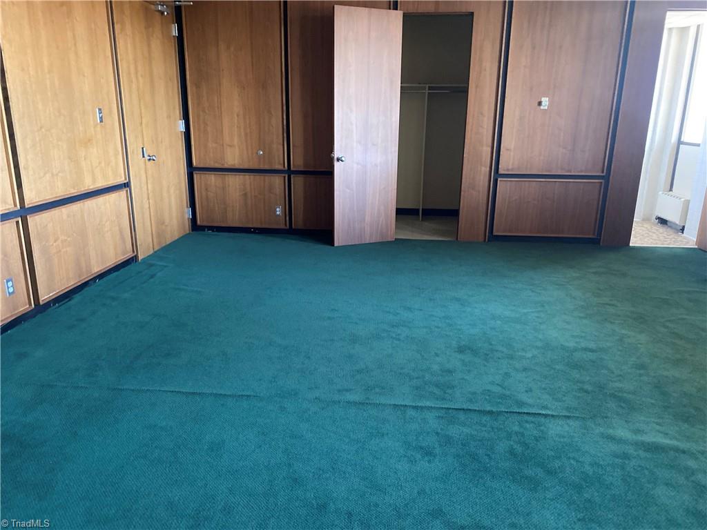 207 W Main Street Property Photo 10