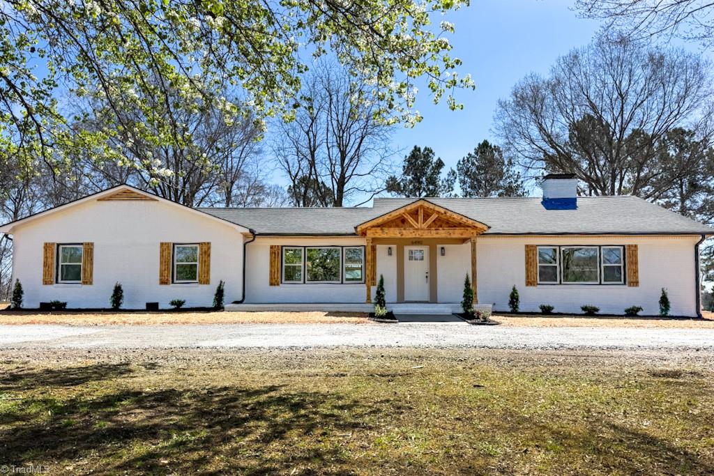 6490 Nc Highway 135 Property Photo 1