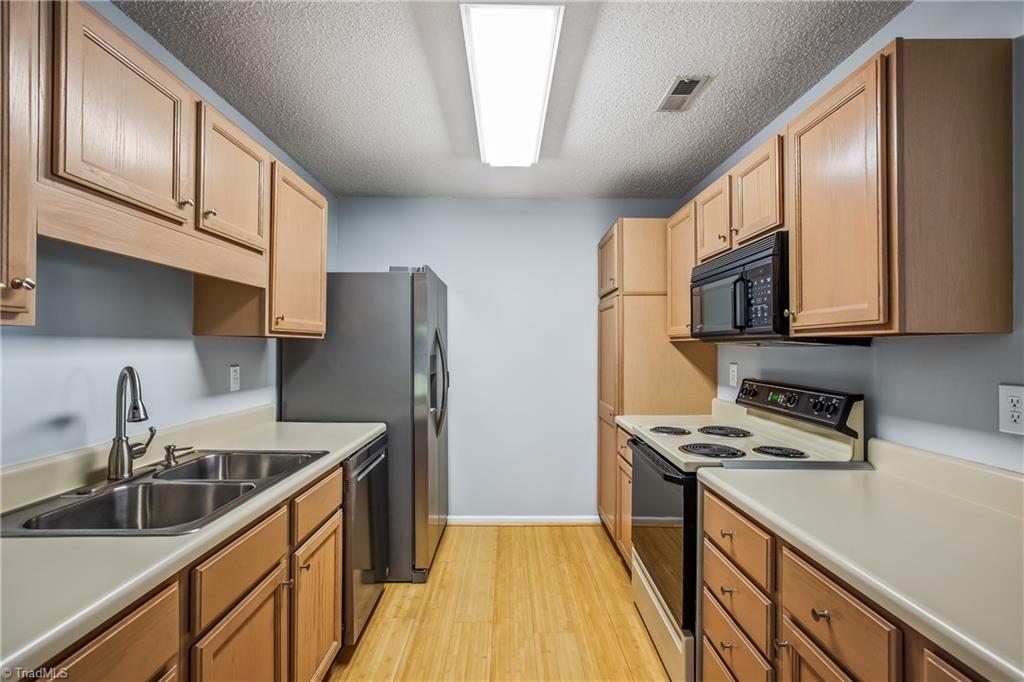 3942 Westridge Meadow Circle Property Photo 16