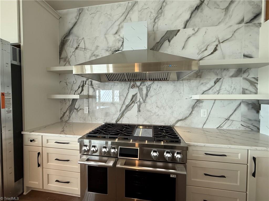 3048 Island Drive Property Photo 12