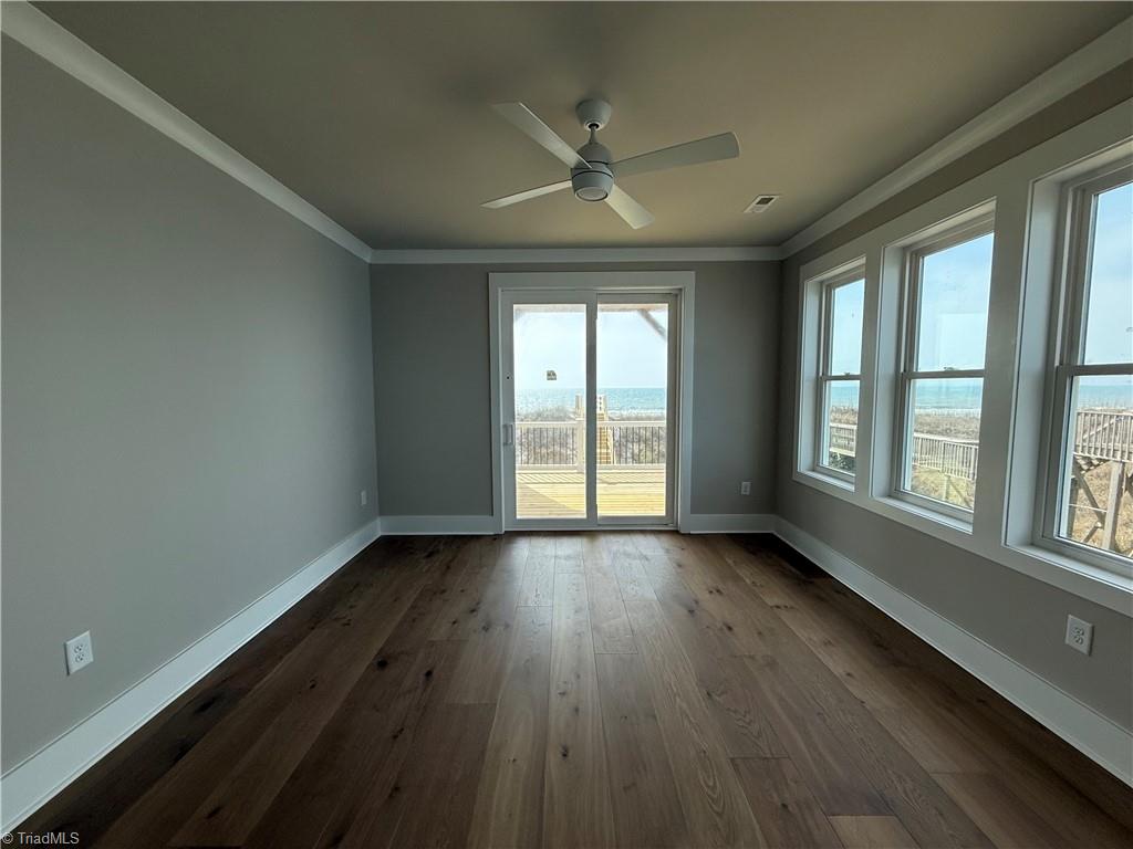 3048 Island Drive Property Photo 25