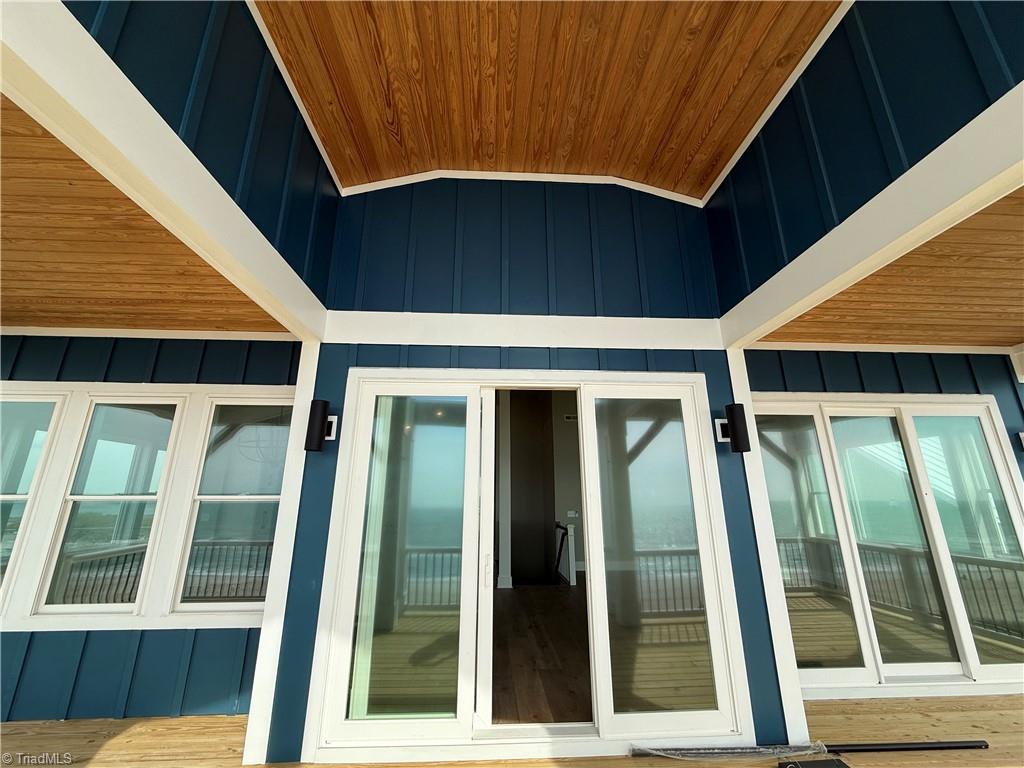 3048 Island Drive Property Photo 40