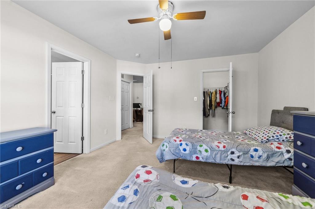 3807 Hanley Way Property Photo 21