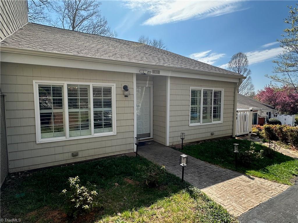 162 Golfview Drive Property Photo