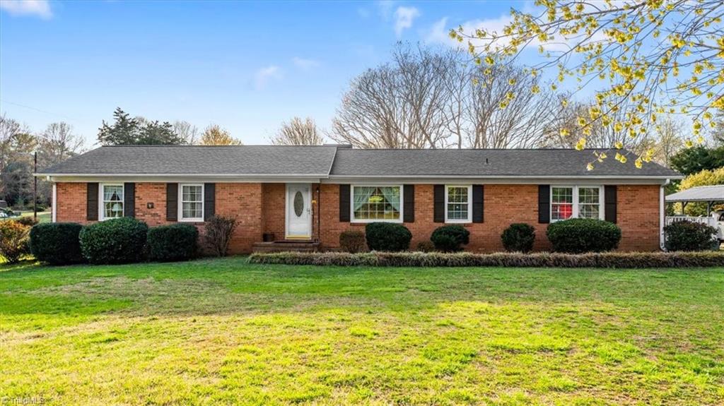5509 Yanceyville Road Property Photo
