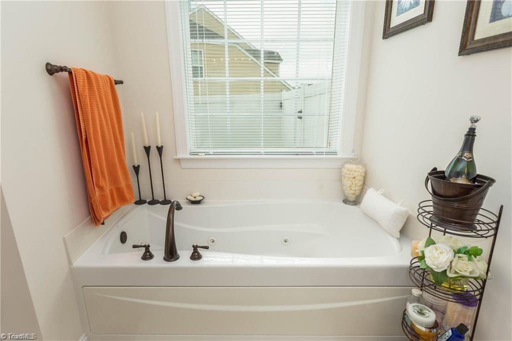 4340 Alderny Place Property Photo 26