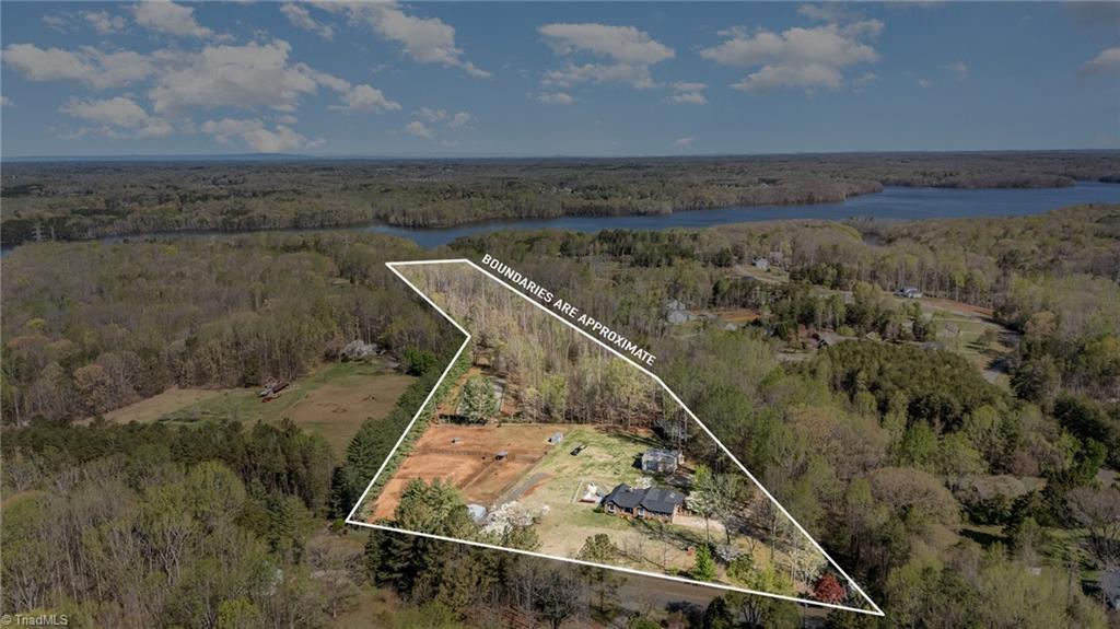 6010 Bush Road Property Photo