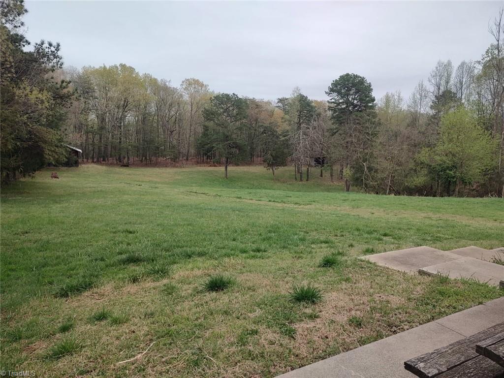 6086 Old Mendenhall Road Property Photo 4