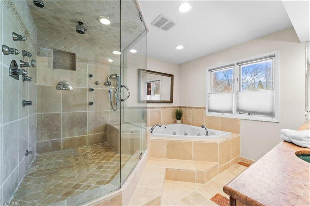 3313 Kettering Place Property Photo 25