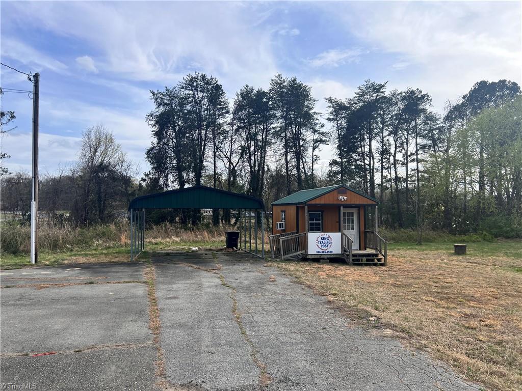 372 E Dalton Road Property Photo 1