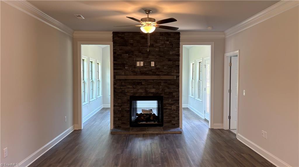 1040 Beechcraft Drive Property Photo 3