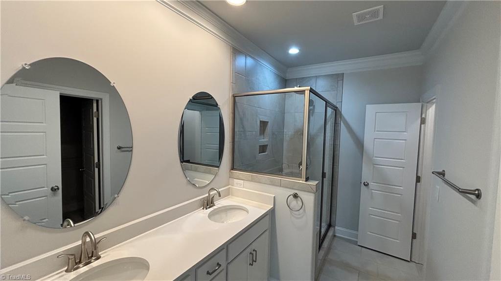 1040 Beechcraft Drive Property Photo 5