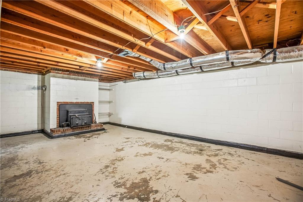 915 Mayford Drive Property Photo 18