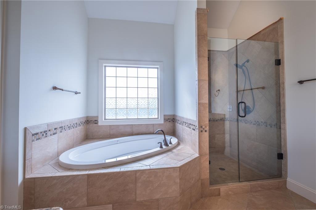 954 Berryhill Lane Property Photo 24