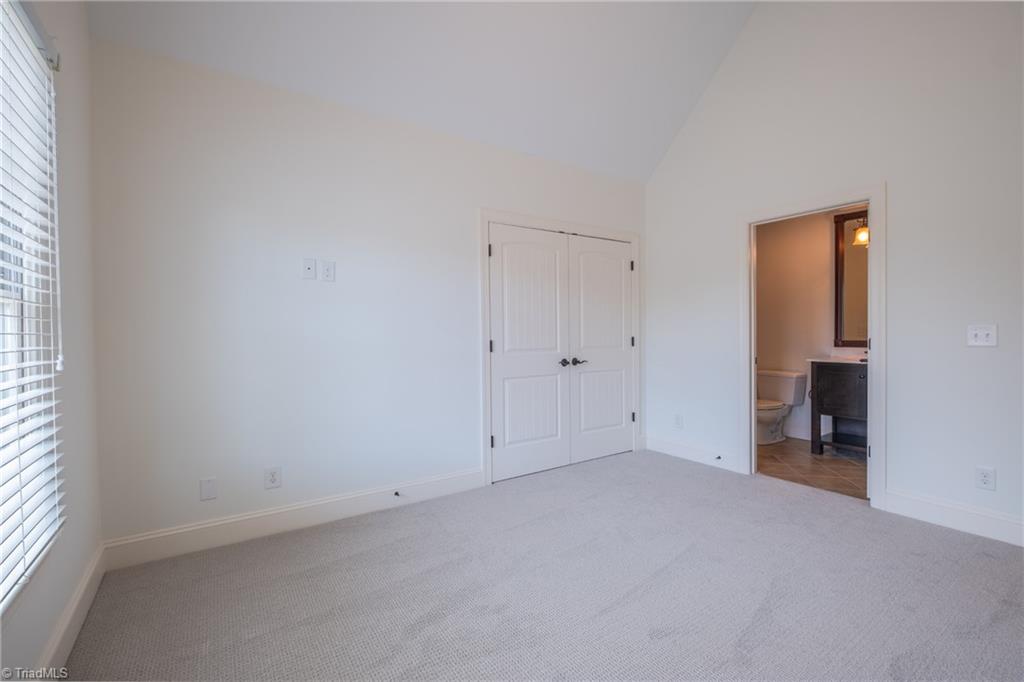 954 Berryhill Lane Property Photo 27