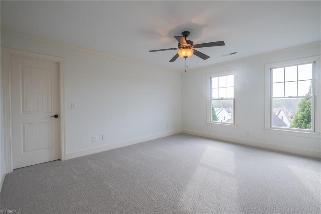 954 Berryhill Lane Property Photo 29