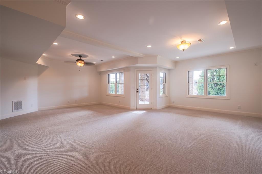 954 Berryhill Lane Property Photo 36