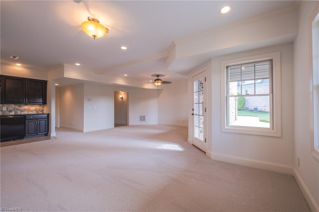 954 Berryhill Lane Property Photo 37