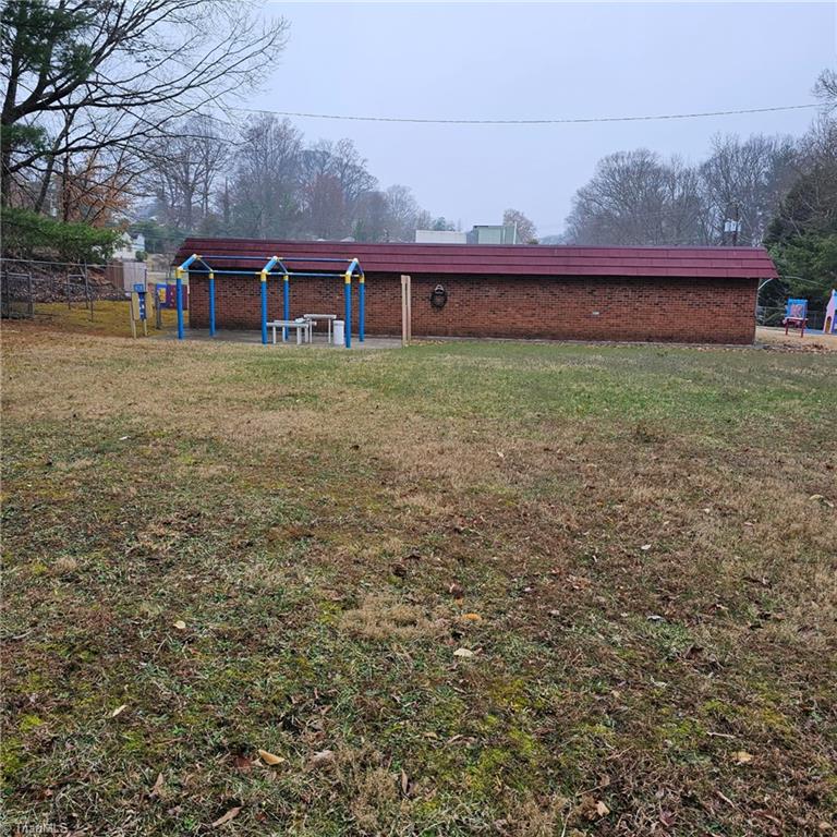 2555 Buchanan Street Property Photo 14