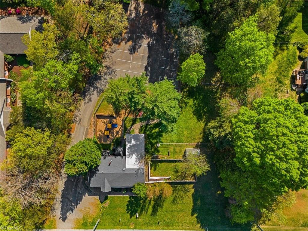 1552 Skeet Club Road Property Photo 3