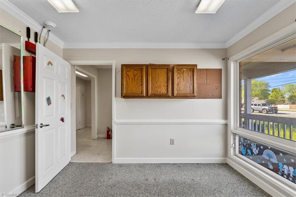 1552 Skeet Club Road Property Photo 6