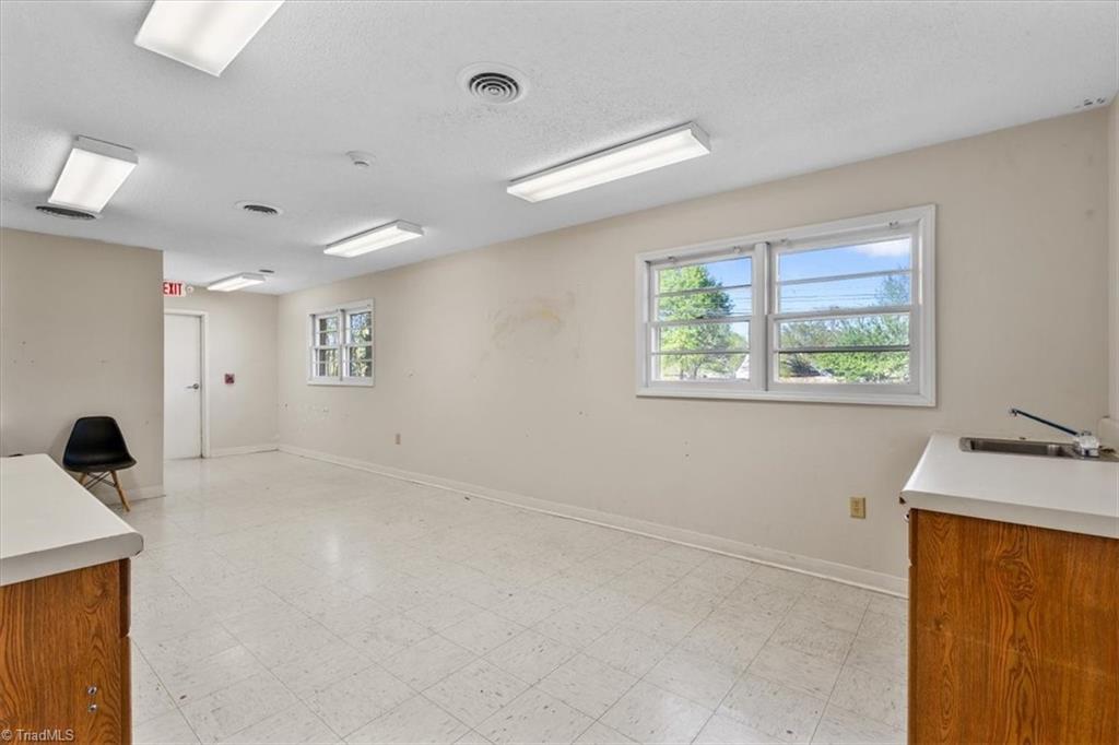 1552 Skeet Club Road Property Photo 7