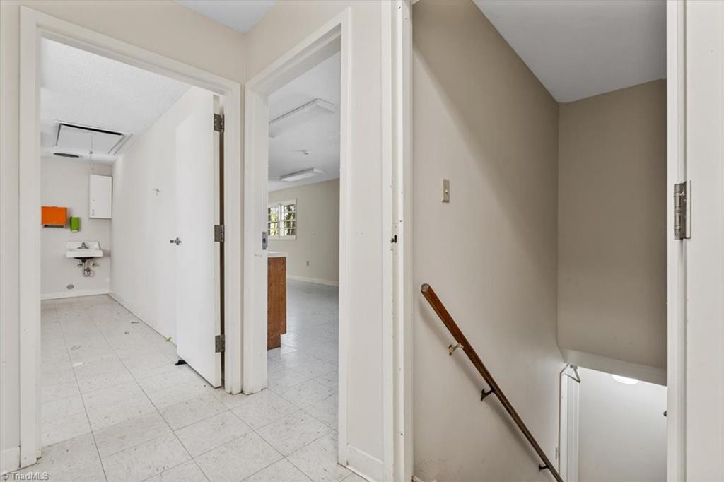 1552 Skeet Club Road Property Photo 14