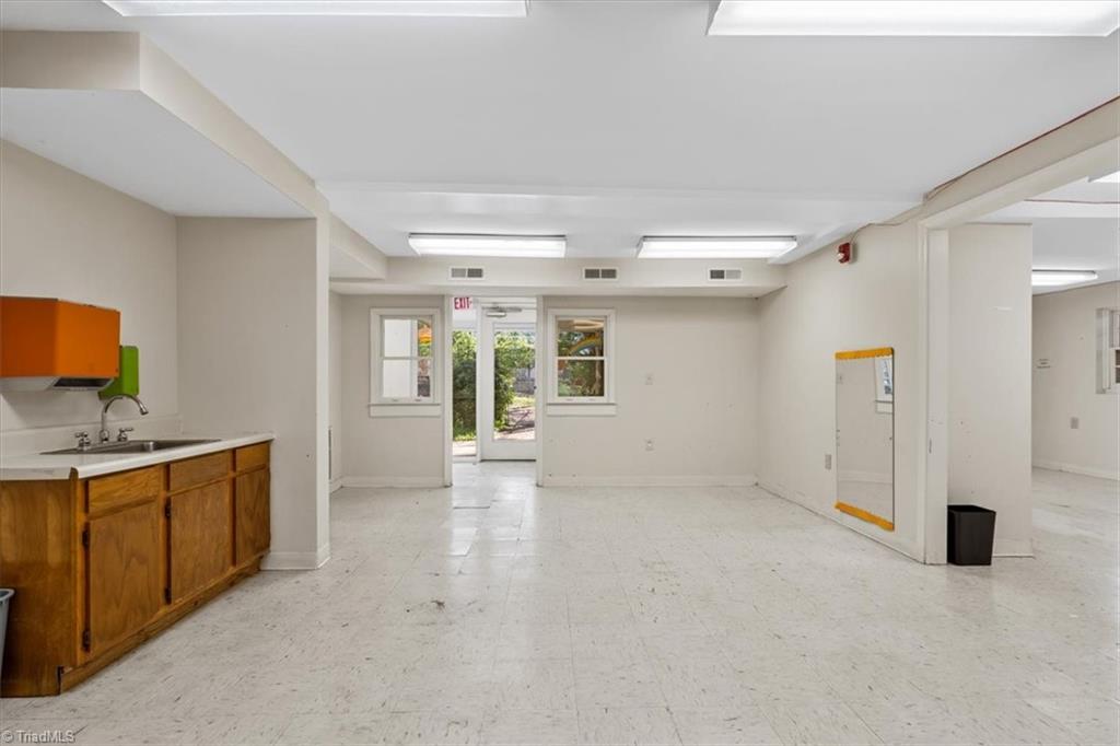 1552 Skeet Club Road Property Photo 18