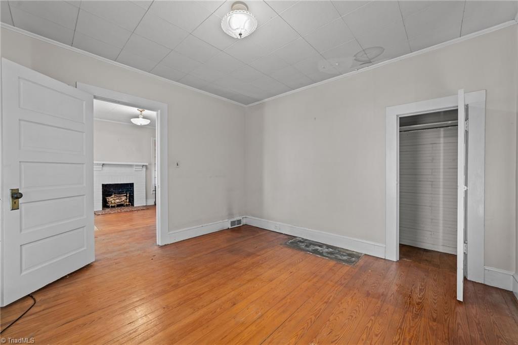 313 E King Street Property Photo 14