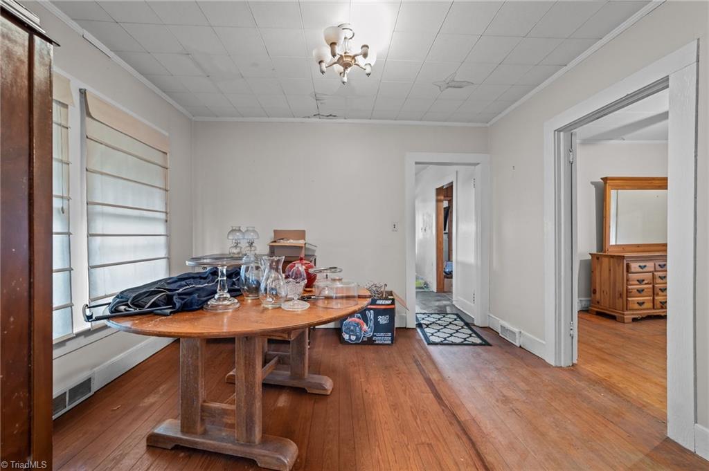 313 E King Street Property Photo 15