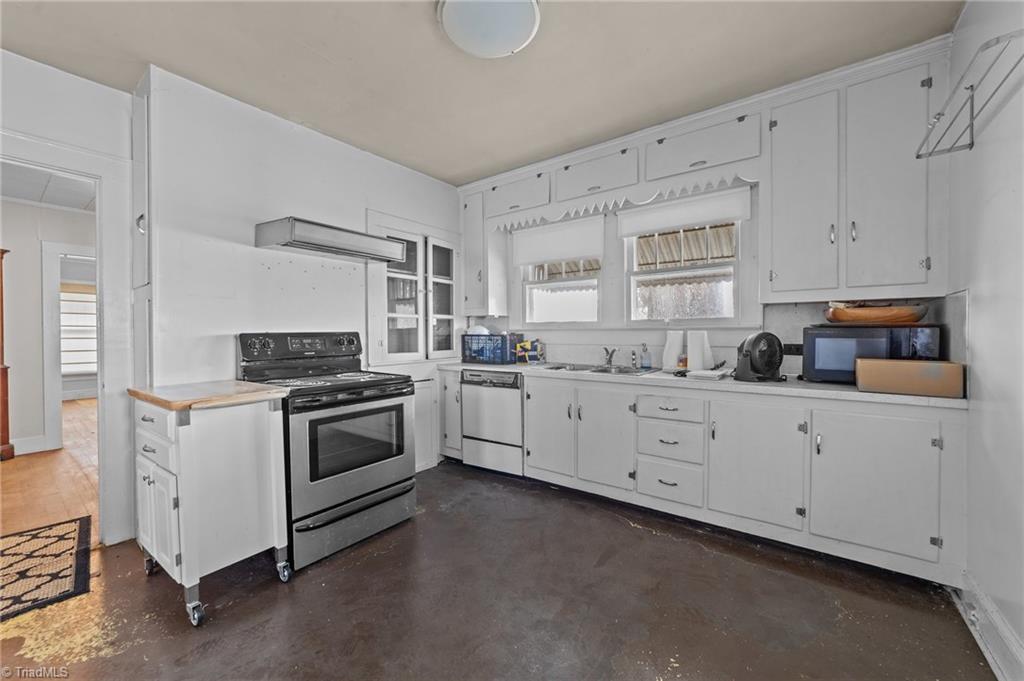 313 E King Street Property Photo 23